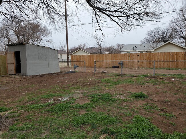 Building Photo - 4108 S Monroe St