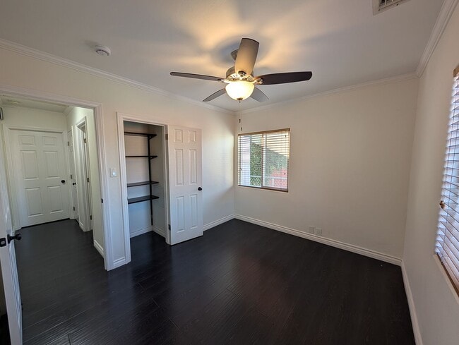 Foto del edificio - 4011 Kenmore Ave