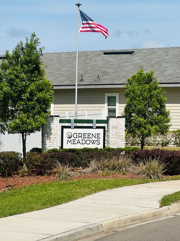 Foto del edificio - 12573 GREEN MEADOW Drive