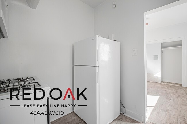 Foto del edificio - 979 S Oxford Ave