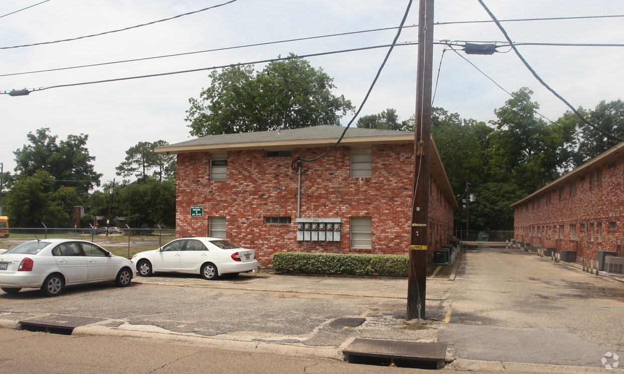 2828 Alaska St, Baton Rouge, LA 70802 Apartments in Baton Rouge, LA