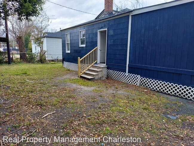 Building Photo - 4 br, 1.5 bath House - 2129 Captain Ave