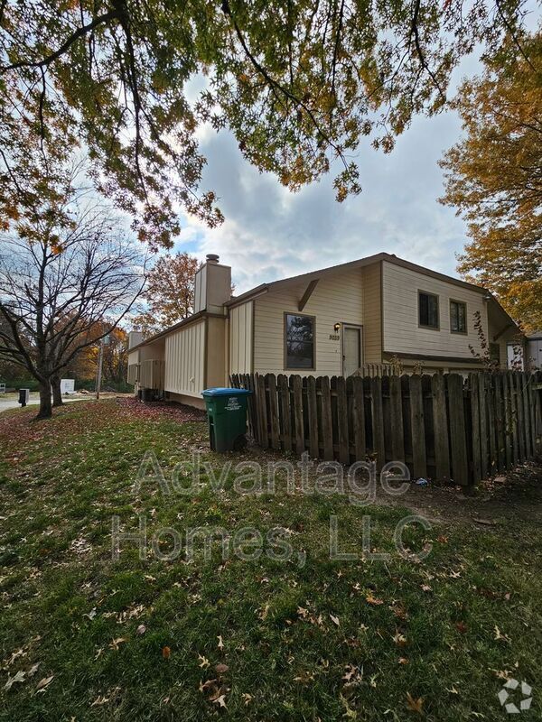 Building Photo - 9039 E 85th Terrace