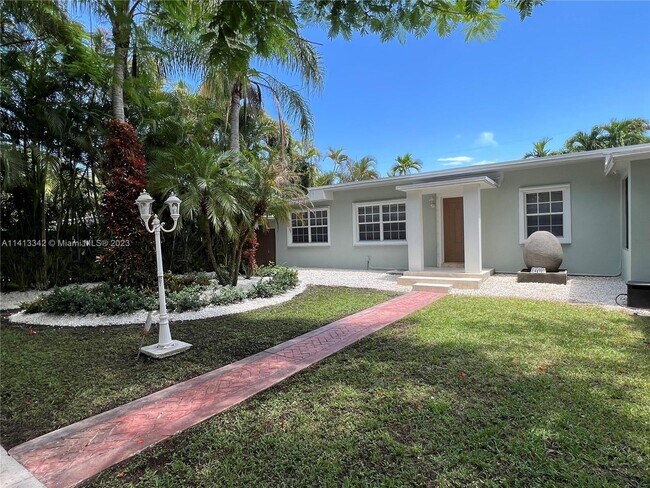 Foto del edificio - 5940 SW 47th St