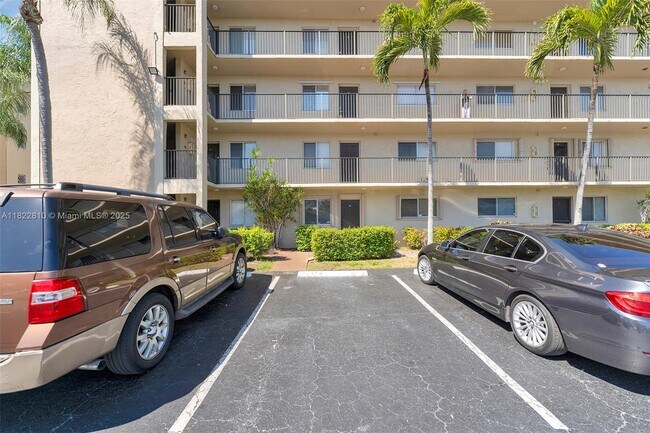 Foto del edificio - 7730 NW 50th St