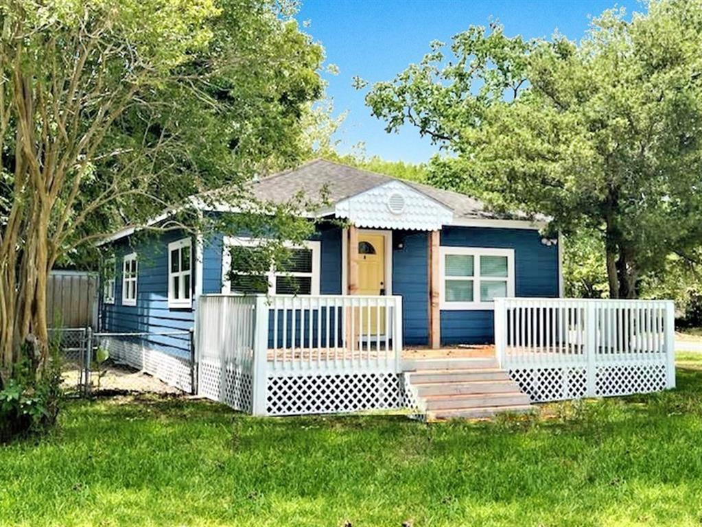 Foto principal - 4502 2nd St