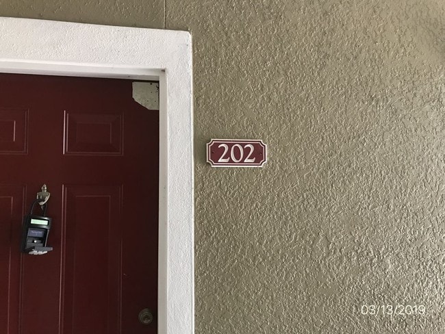 Building Photo - Beautiful Condo Available Soon