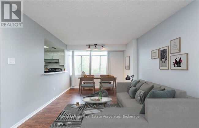 Building Photo - 300 Webb Dr