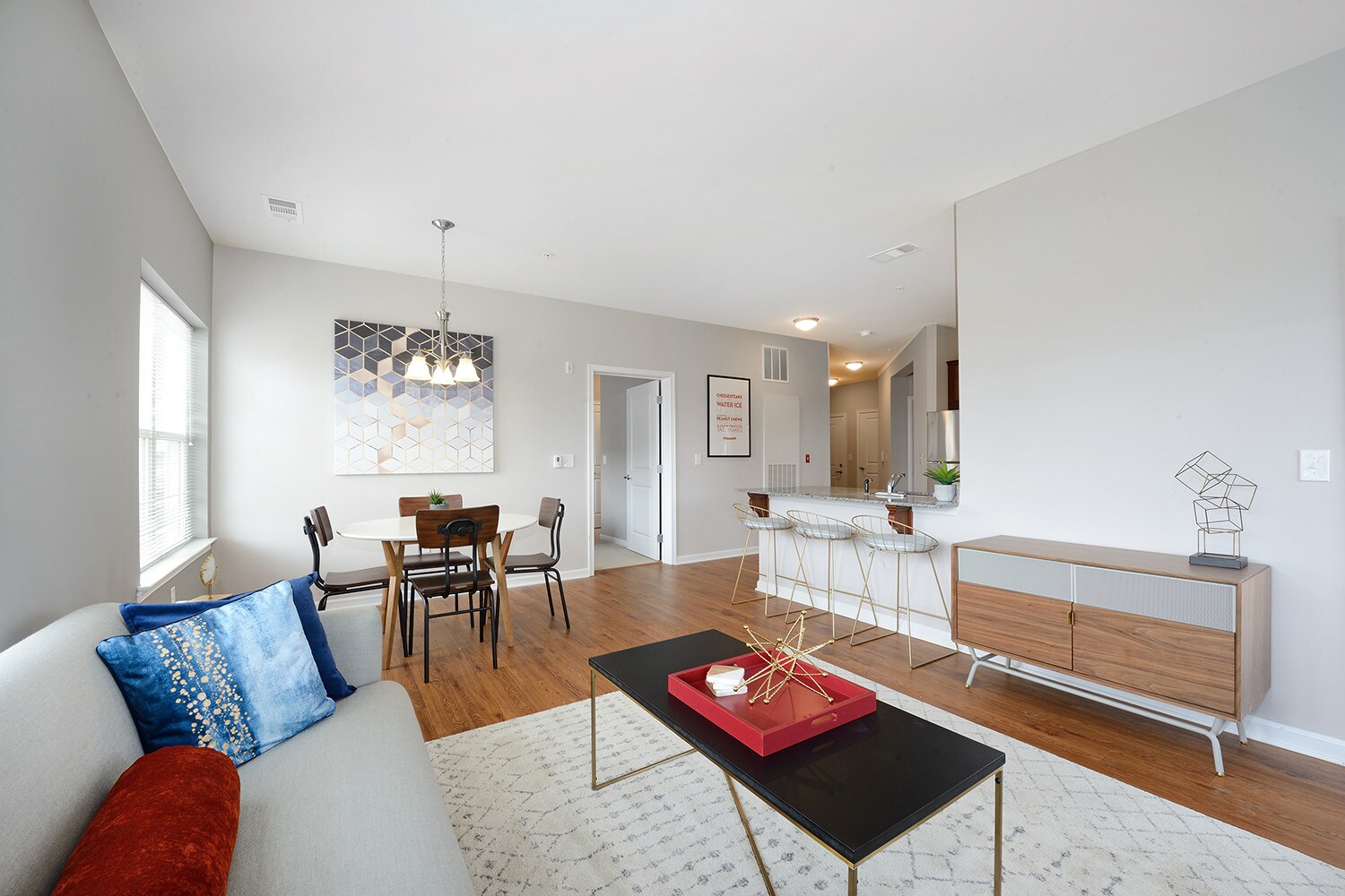 Spring View Apartments photo 3