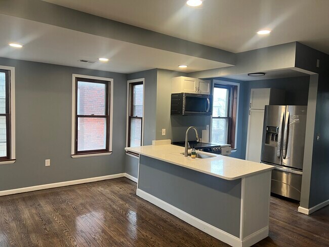 Foto del edificio - 809 N Harrison St