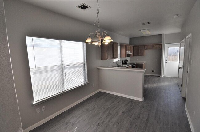 Building Photo - 134 Marvin Cove