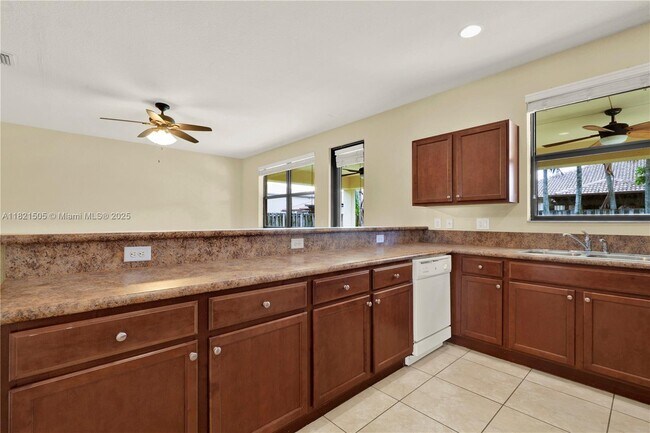 Foto del edificio - 11923 SW 155th Ct