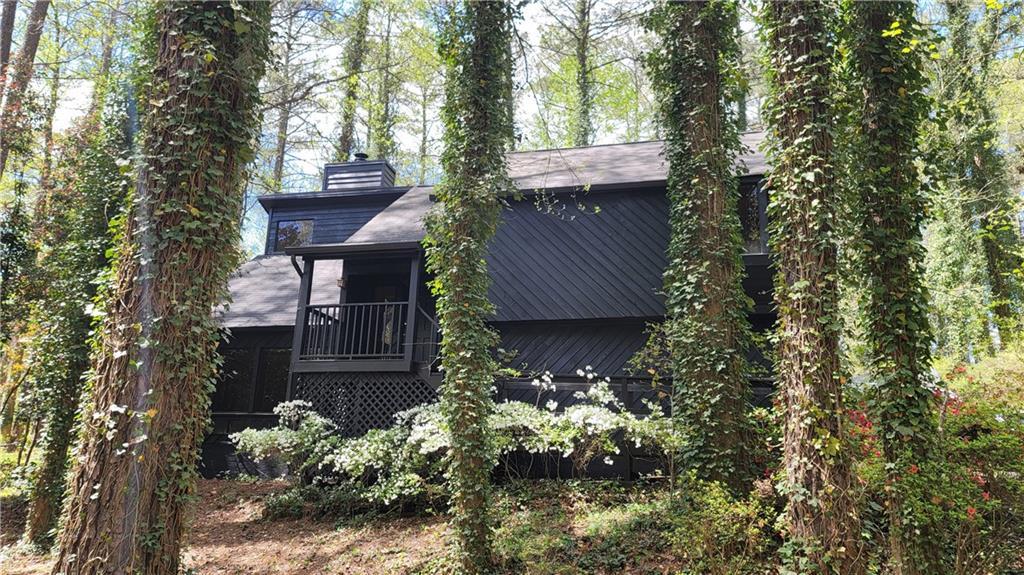 Foto principal - 4621 Kings Crossing Dr NE