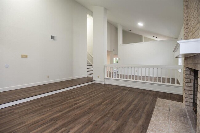 Foto del edificio - 11513 Juniper Ridge Dr
