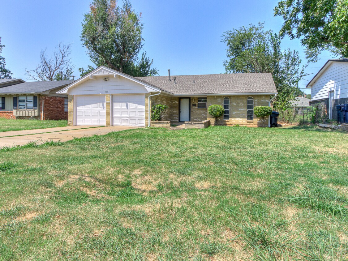 Photo - 1625 NE 50th St (Oklahoma City, OK)
