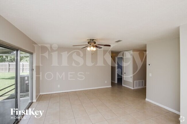 Building Photo - 1056 Matador Dr