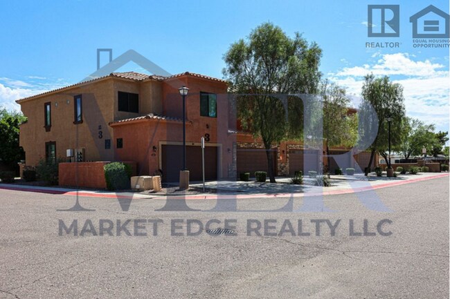 Building Photo - 3Bed/2.5Bath Condo at 35th Ave/Deer Valley...