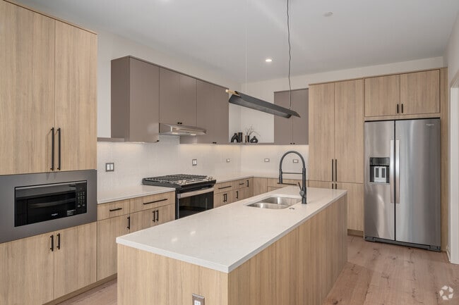 2 habitaciones, 2 baños - 1256 pies cuadrados - Cocina - The Grove - Encore