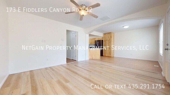 Foto del edificio - 173 E Fiddlers Canyon Rd
