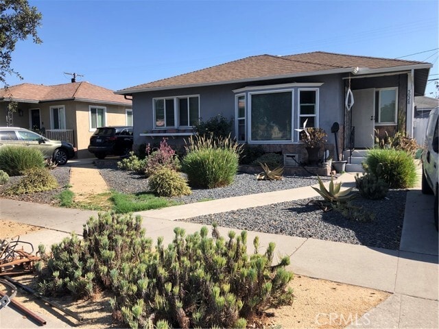 Foto principal - 5028 Bellflower Blvd