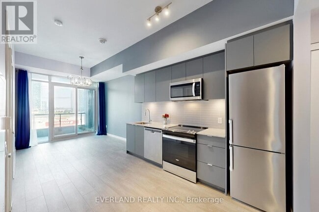 Photo du bâtiment - 8868 Yonge St