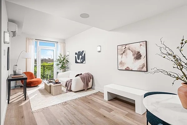 Building Photo - 91 Bruckner Blvd