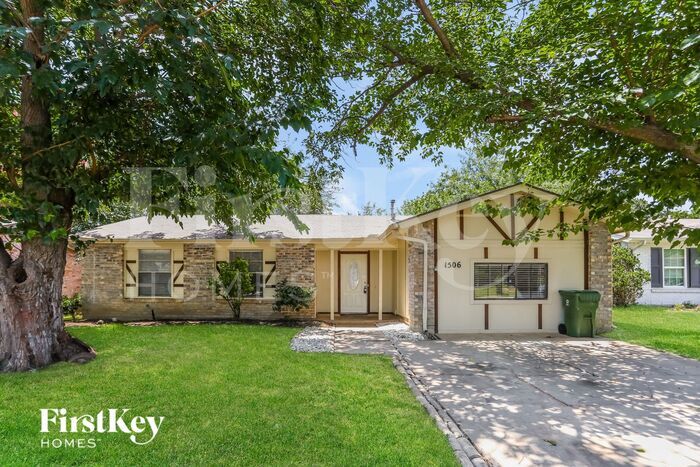 Primary Photo - 1506 Winderemere Dr