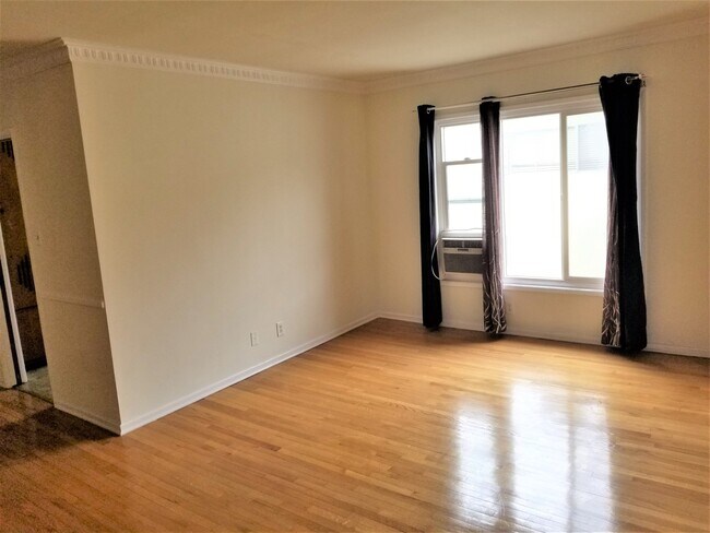 Foto del edificio - 1225 S Bedford St