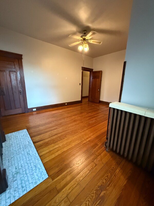 Foto del edificio - 329 Taylor Ave