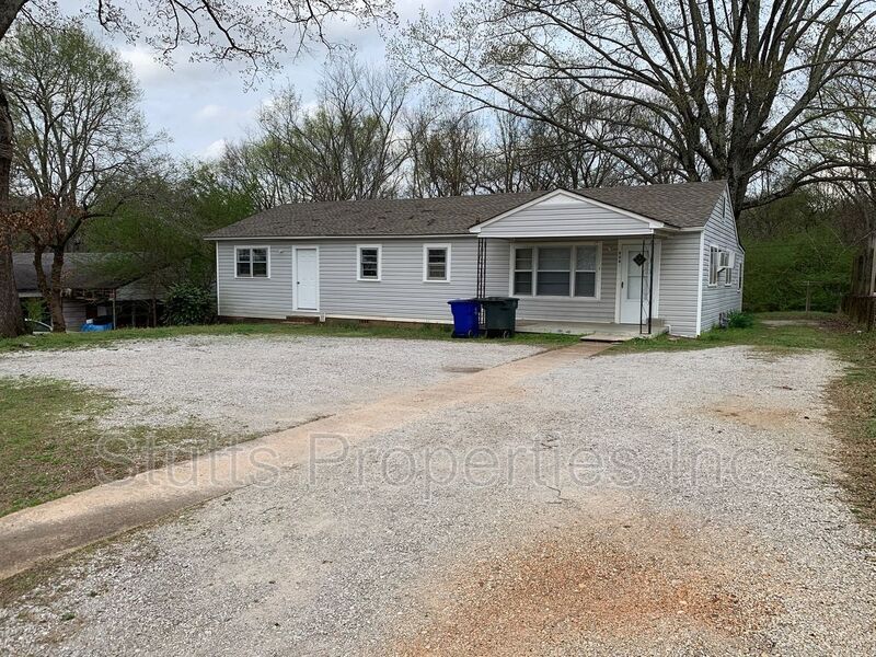 Primary Photo - 524 N Patton St