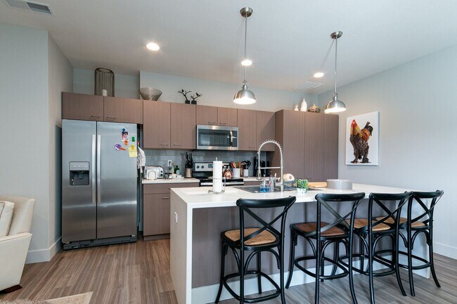 Foto del edificio - Luxury Town Home Located in Grand Mere