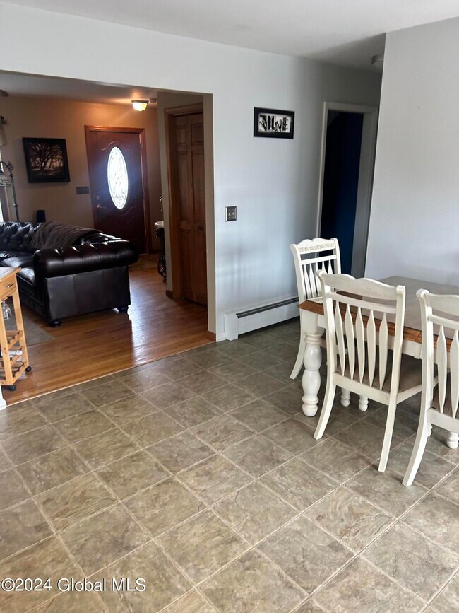 16 Carpenter Pl, Stillwater, NY 12170 House Rental in Stillwater, NY