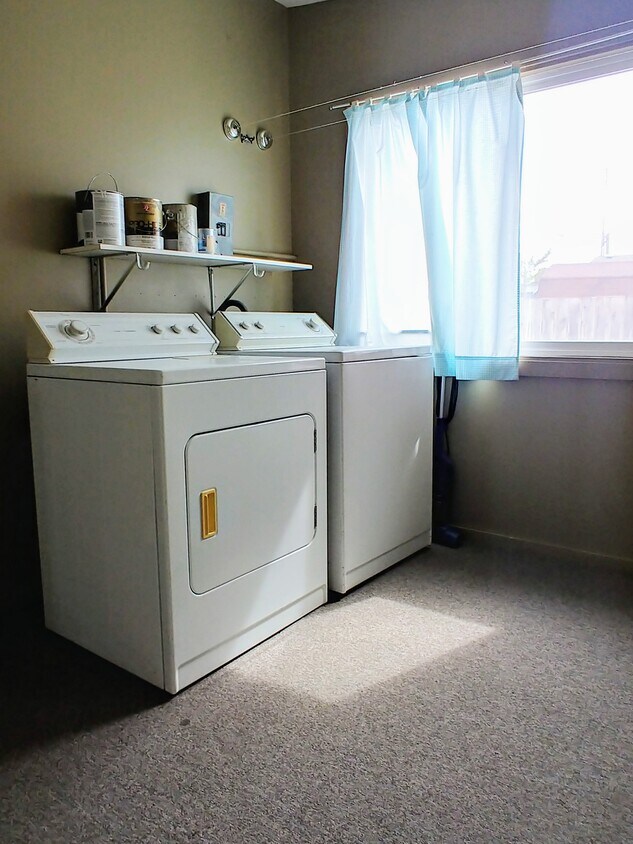 208 E Butte St, Dillon, MT 59725 House Rental in Dillon, MT