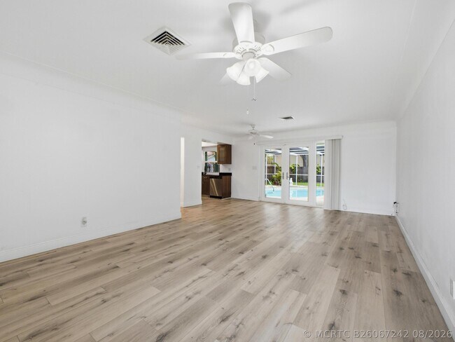 Foto del edificio - 1680 NE 34th Ln