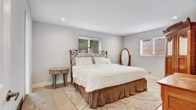 Foto del edificio - 2941 Angler Dr