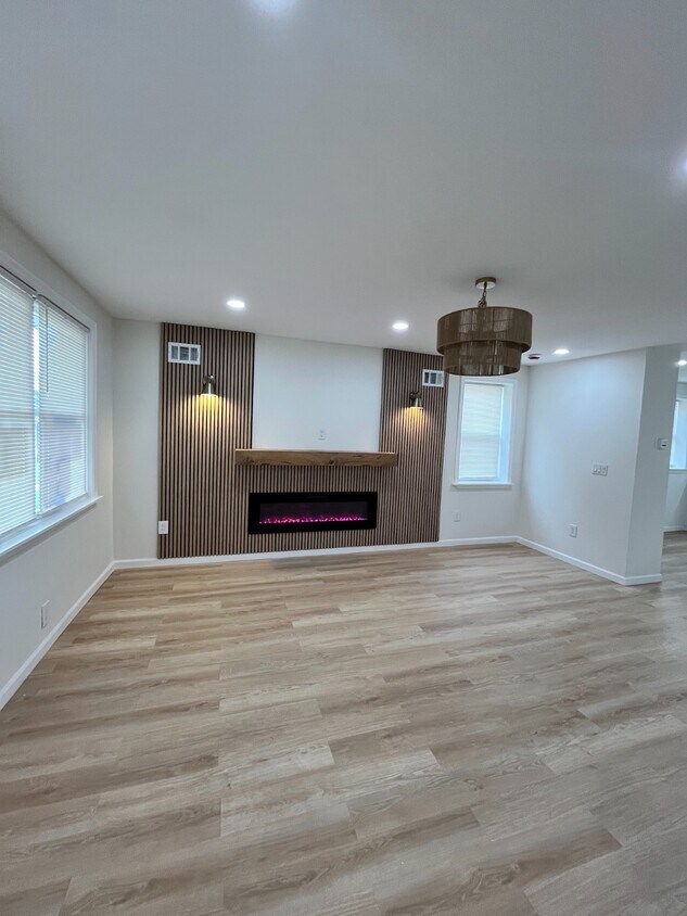 Photo - 8411 Temple Rd (Philadelphia, PA)