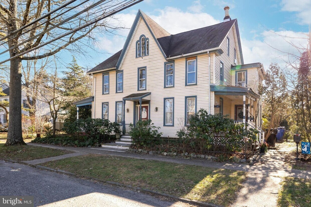 14 Branch St, Medford, NJ 08055 House Rental in Medford, NJ