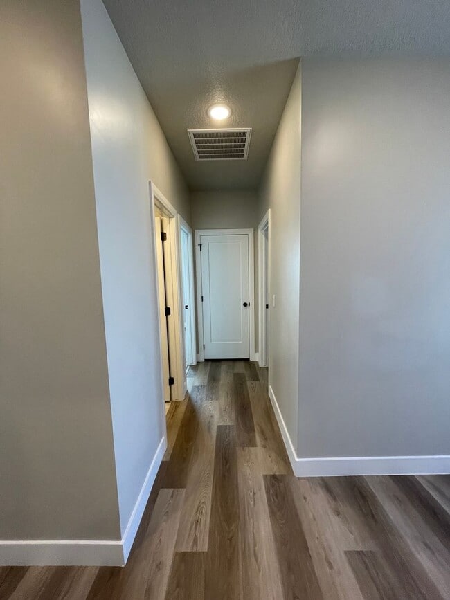 Building Photo - 4587 W 275 N