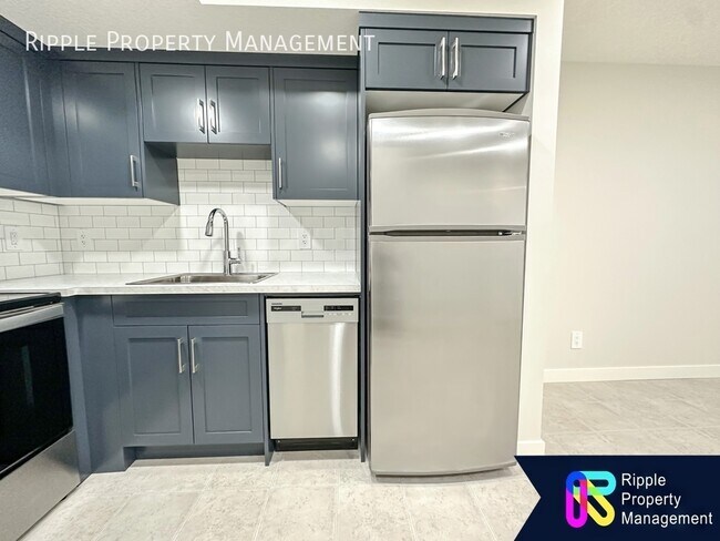 Photo du bâtiment - 50% OFF YOUR FIRST MONTHS RENT! AMAZING MO...