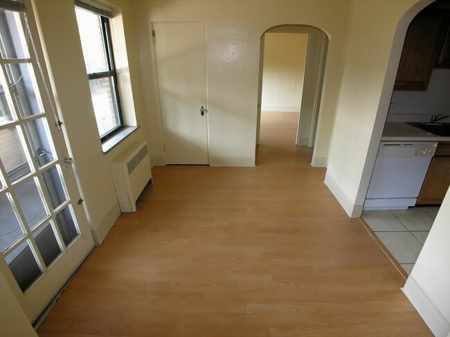 3-WD004(2)_DSCN3905 - The Wendover Community