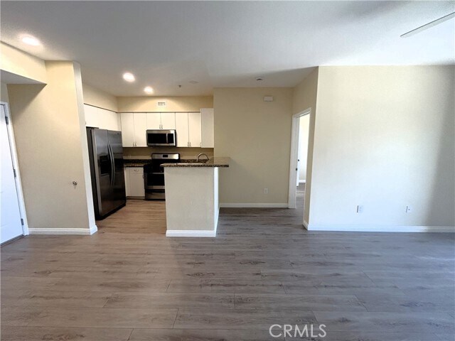 Foto del edificio - 1801 E Katella Ave