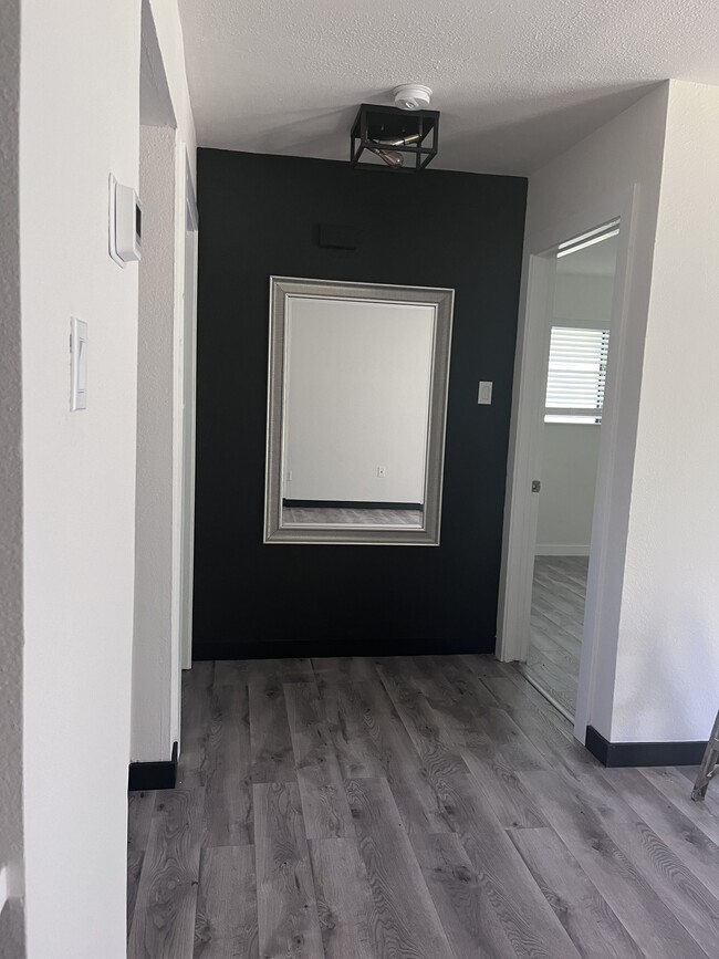 Foto del edificio - 402 S O Connor Rd