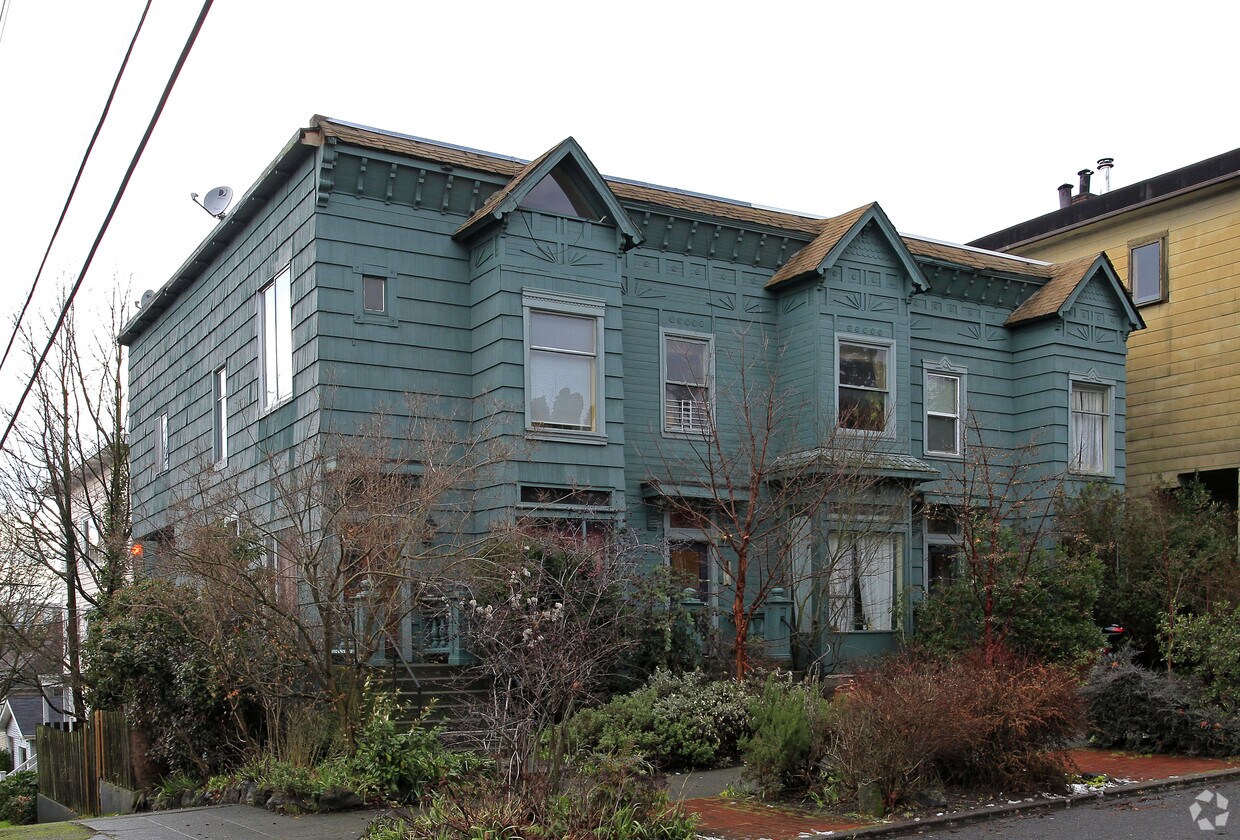 Primary Photo - 901 E Marion St