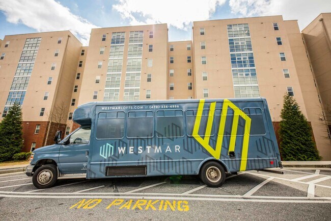 Foto del edificio - 800 W Marietta St NW