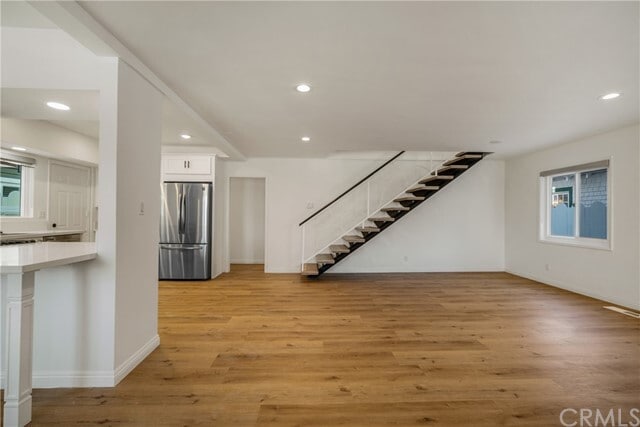 Building Photo - 1585 Miramar Dr