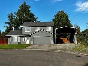 Building Photo - 7107 NE 148th Ct