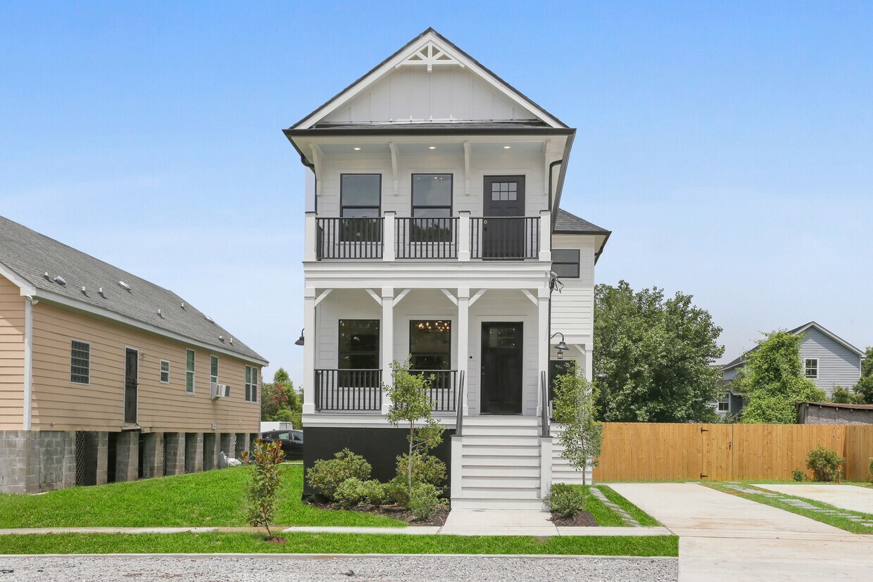 Foto principal - 2933 St Roch Ave