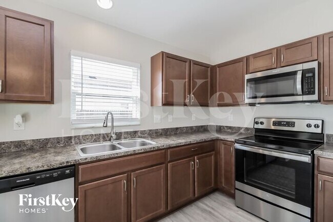 Foto del edificio - 1606 SW 12th Terrace
