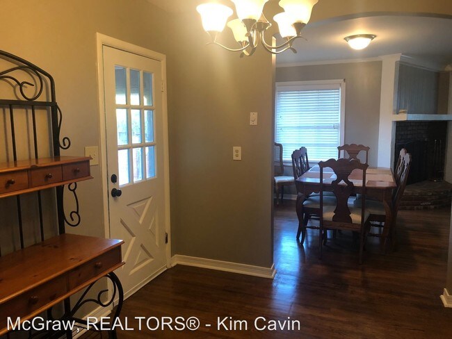 Foto del edificio - 3 br, 2 bath House - 4665 S Columbia Ave