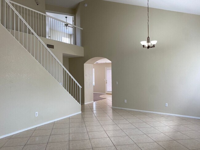 Foto del edificio - Spacious 4 bedroom home in Peoria!